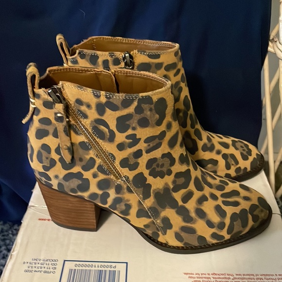 New with tags waterproof leather animal print boots. Sold at Macy’s. - Picture 12 of 12